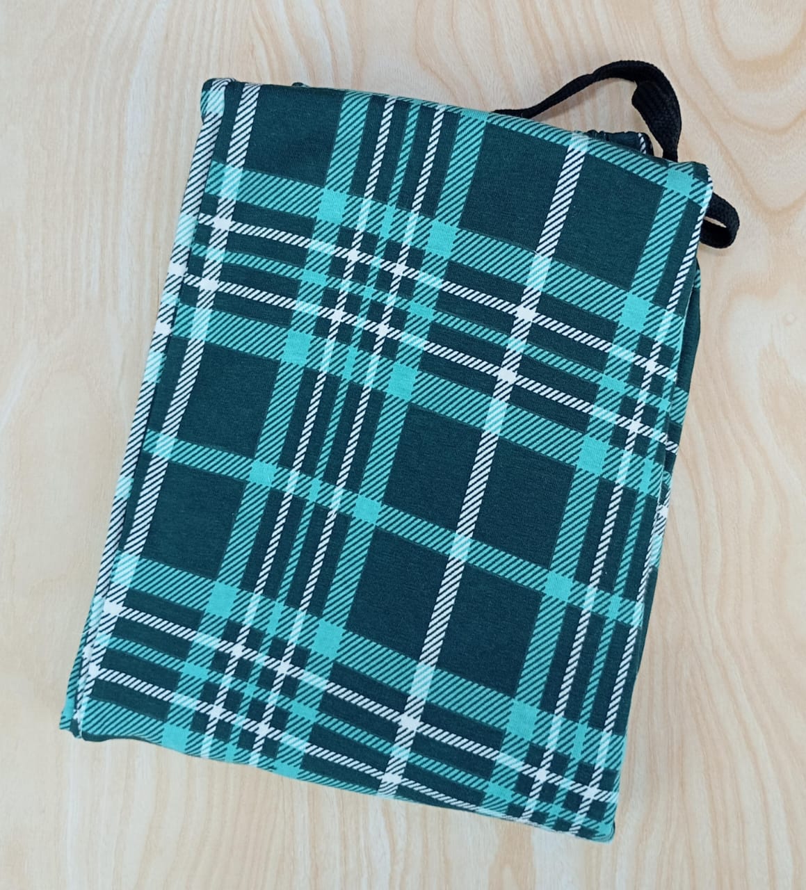 Womens's Night pant dark green checks
