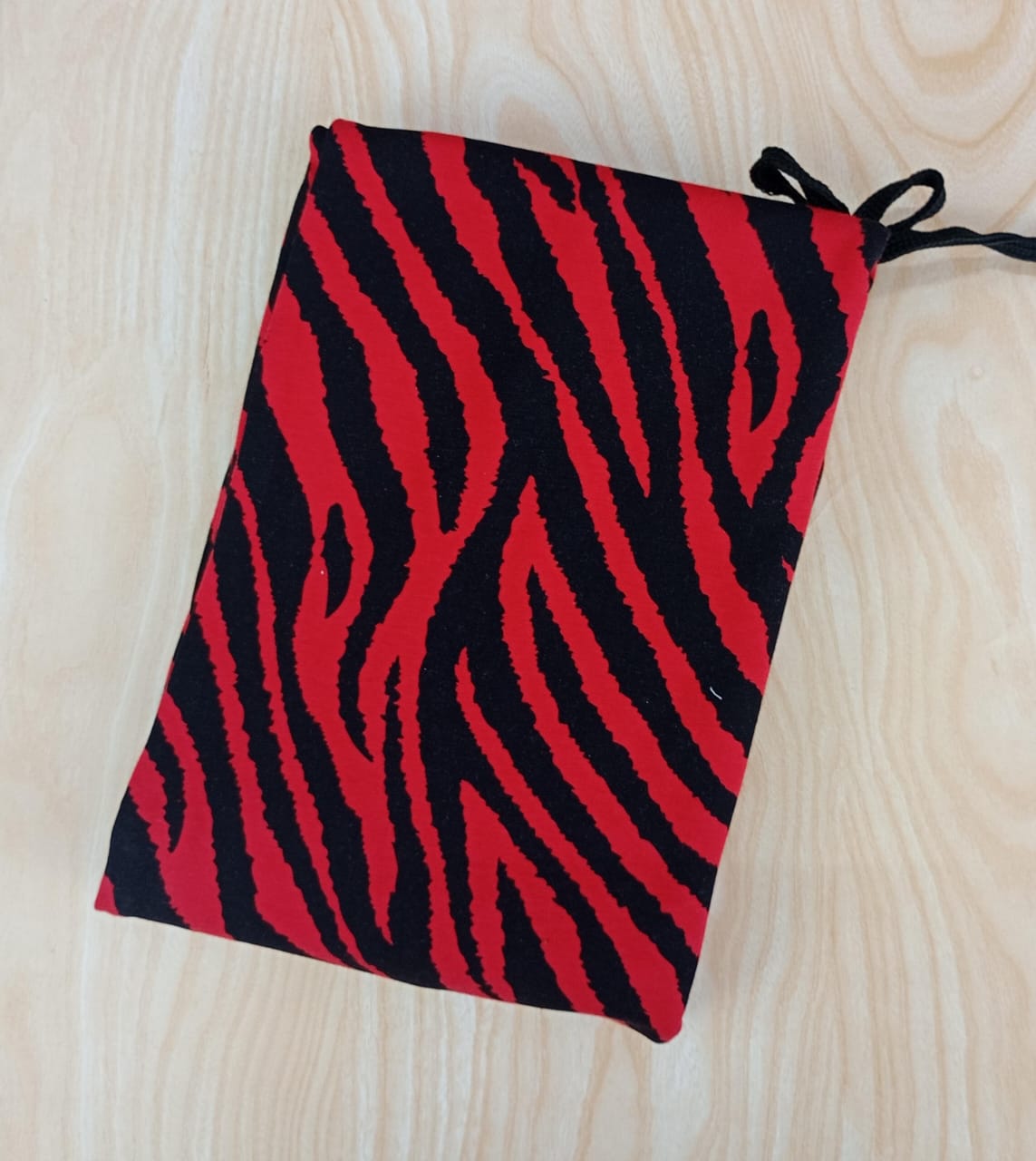 Womens's Night pant Red animal print