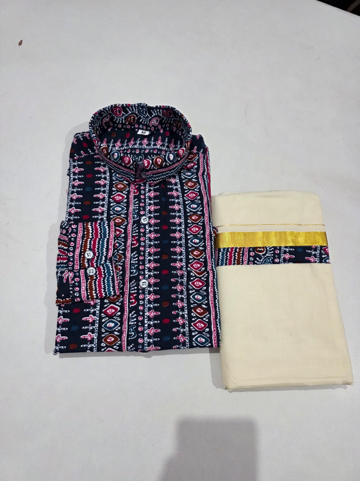 MANDHAKINI SHIRT AND. DOUBLE MUNDU COMBO SET 