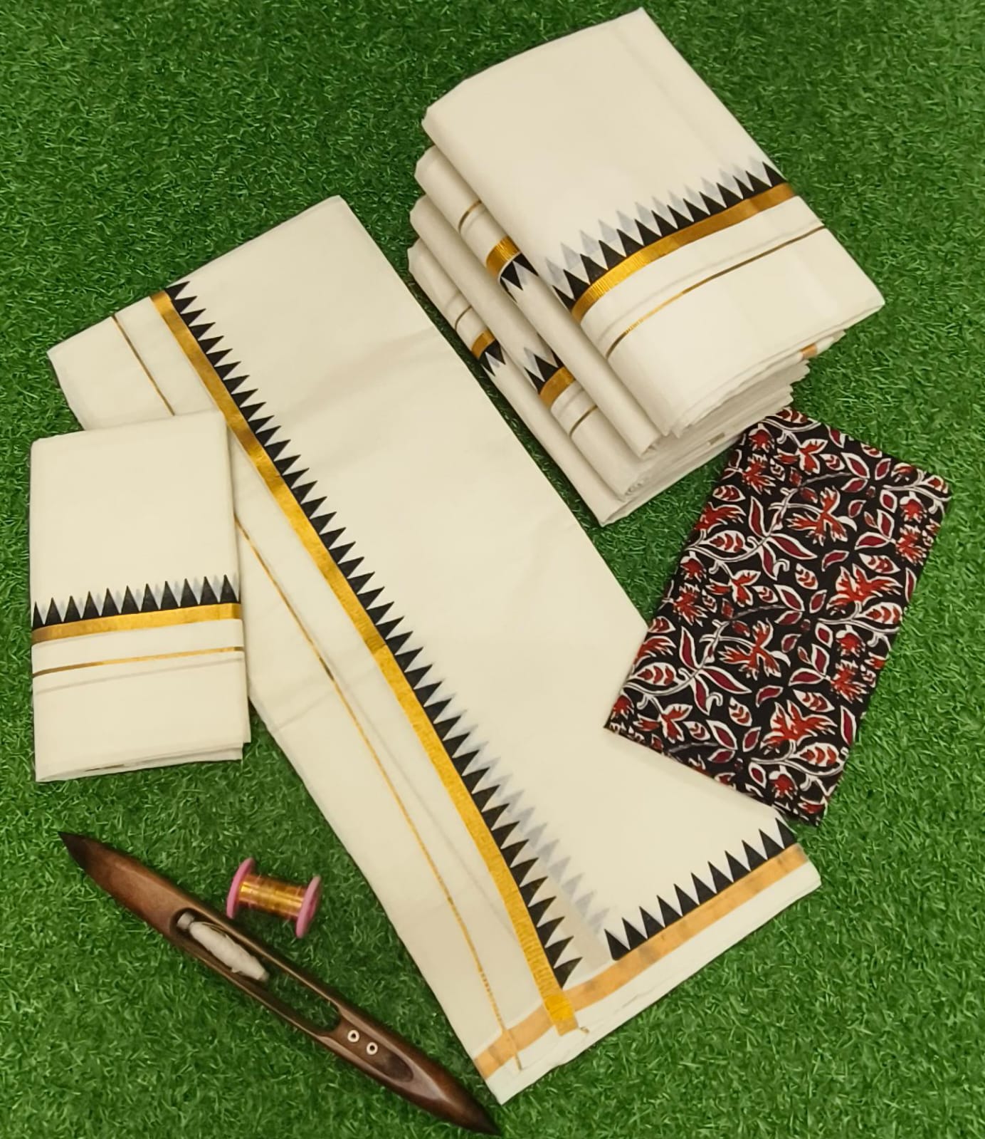 Temple design Settu mund with blouse piece