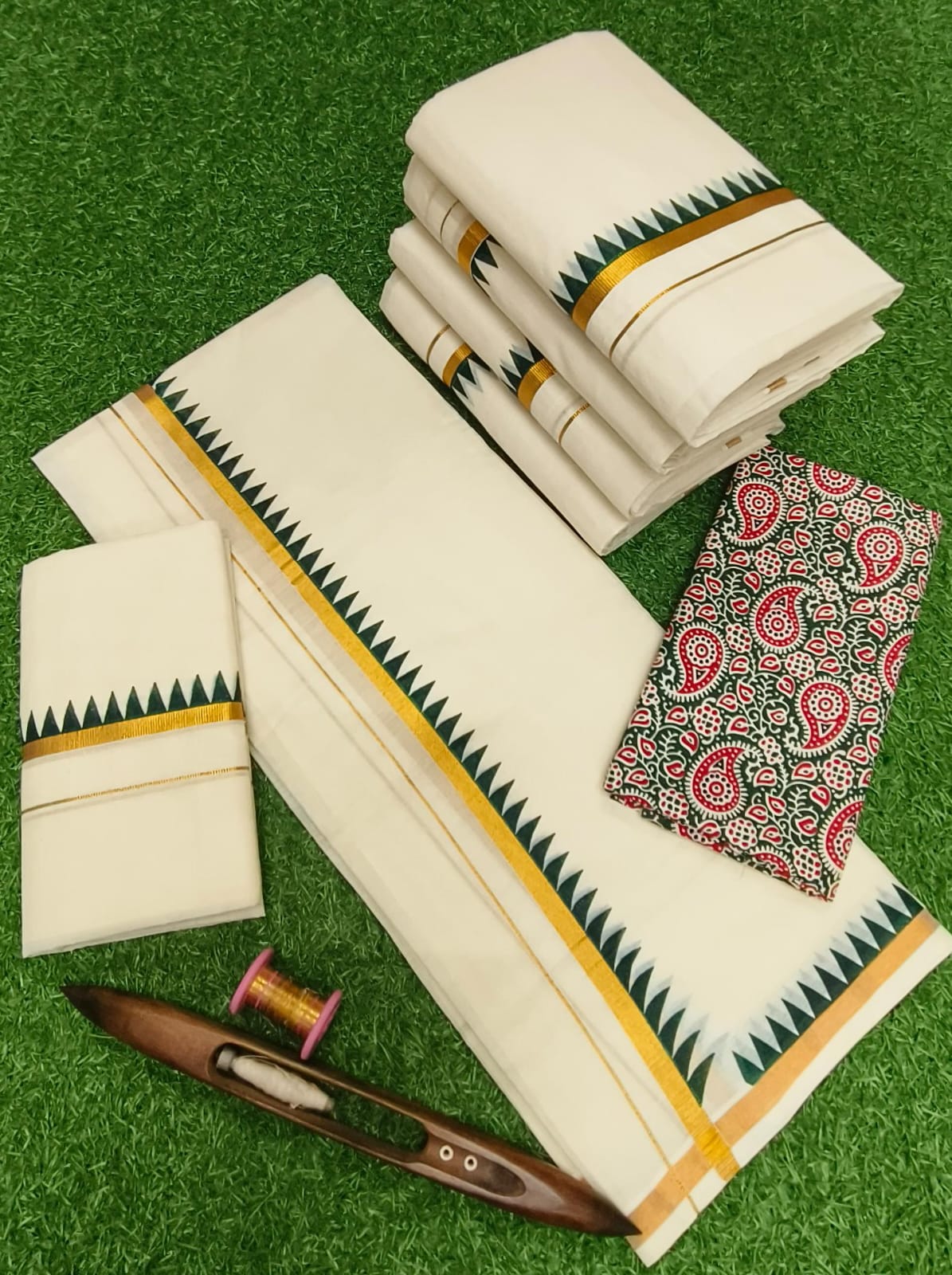 Temple design Settu mund with blouse piece