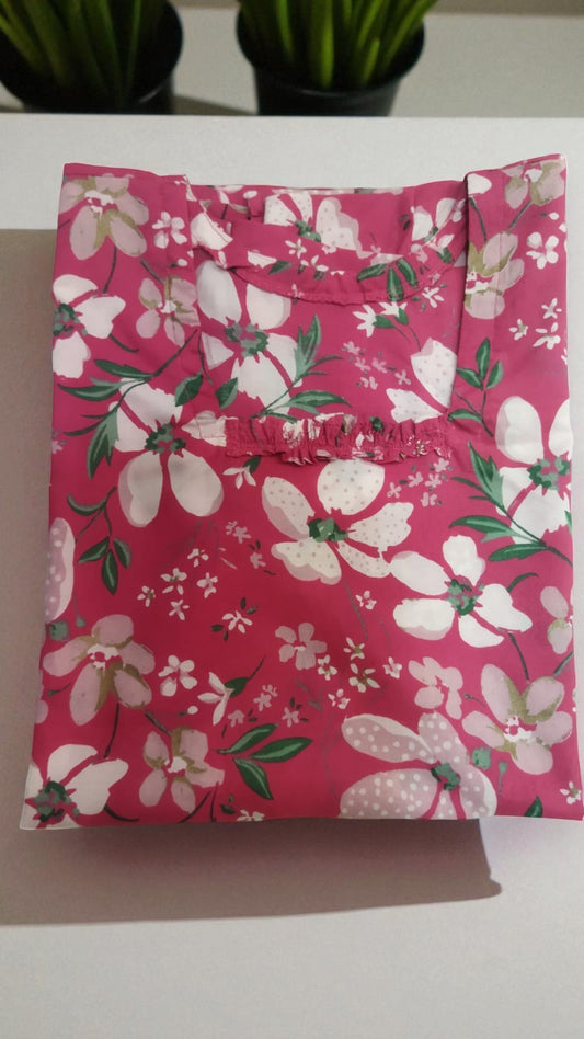 Reddish pink Short top